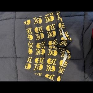Skull print shorts by United Lifters